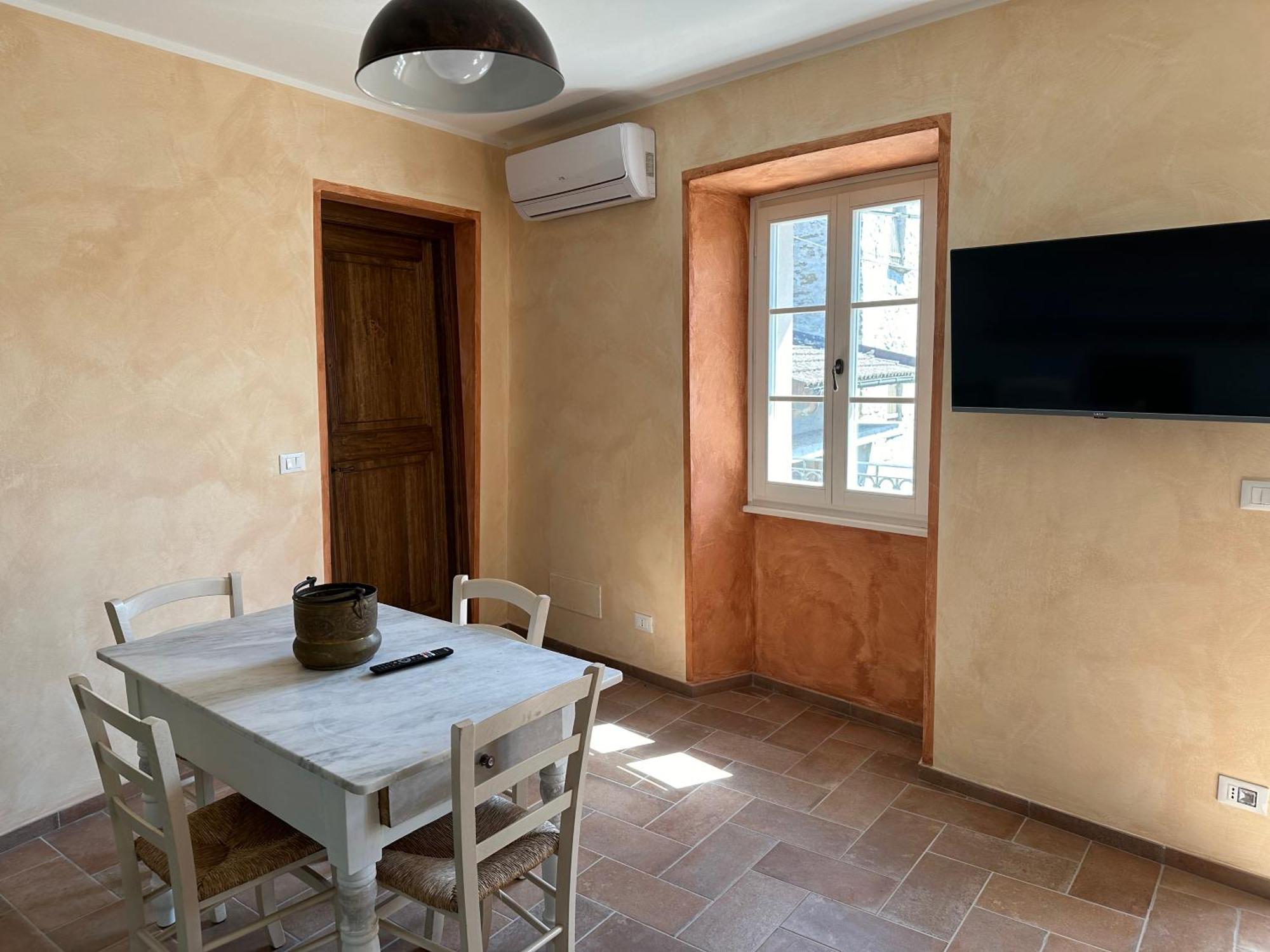 Nel Caruggio - B&B Mornese Dış mekan fotoğraf