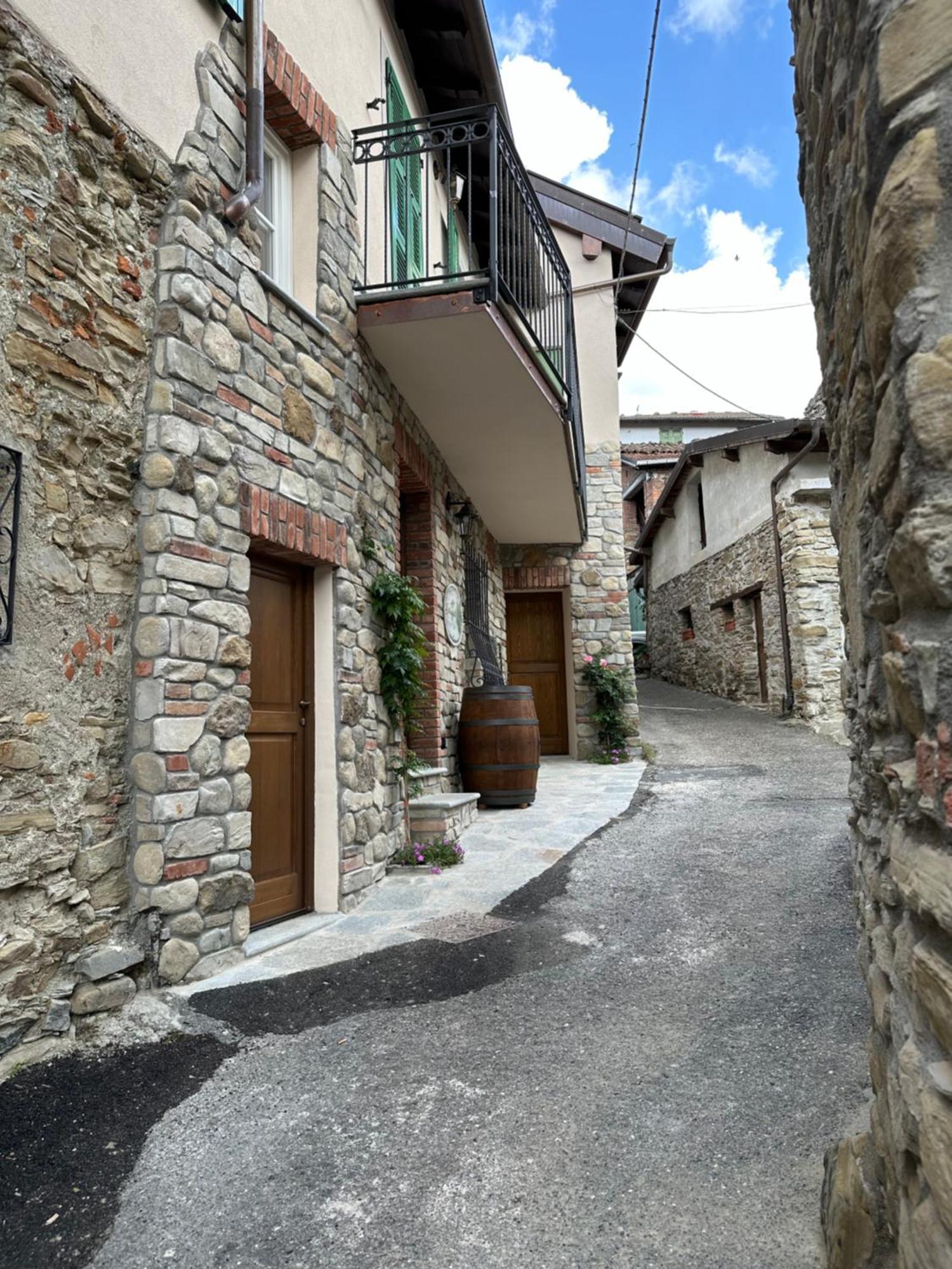 Nel Caruggio - B&B Mornese Dış mekan fotoğraf